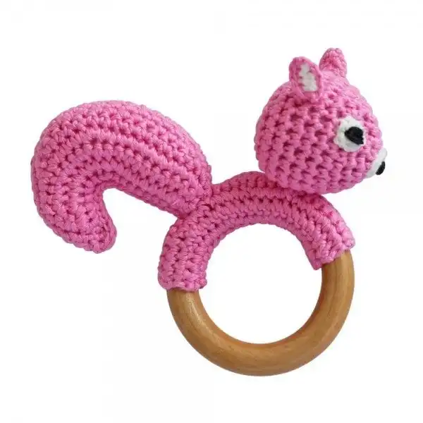 sindibaba 12159 squirrel rattle on wooden grasp ring rose crochet grasp toy 339