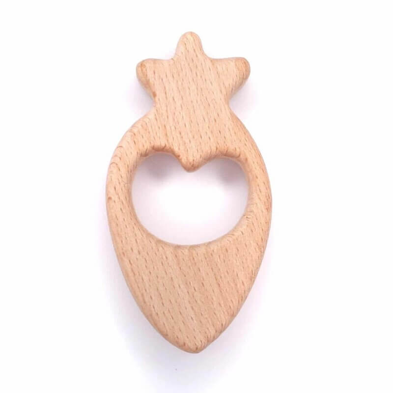 Wooden teething ring carrot