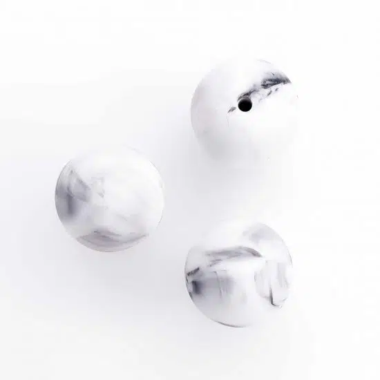 Siliconen kralen marmer zwart wit bpa vrij 19 mm bijtring