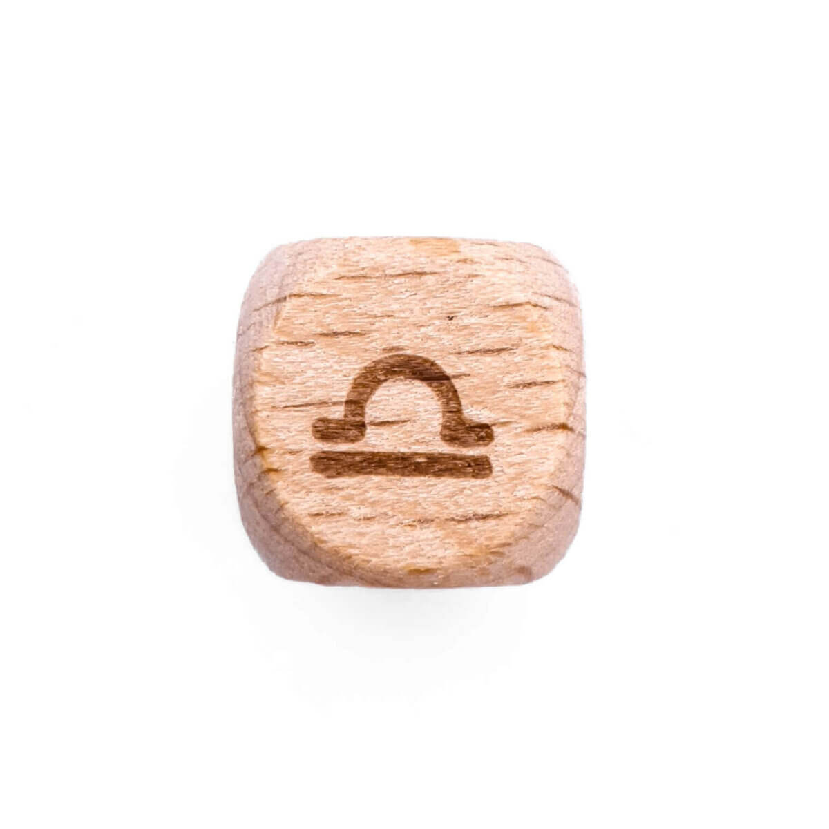 Leuk als geboortegeschenk in bijtring, wagenspanner, speenkoord gelukspoppetje of sleutelhanger. CE-Gecertificeerd, EN71. Prachtige gladde beukenhouten gegraveerde kraal. Baby veilig. Voor de geboortedata in 2020 is de onderverdeling als volgt: <ul> <li style="list-style-type: none;"> <ul> <li>Ram - 20 maart t/m 19 april</li> <li>Stier - 20 april t/m 20 mei</li> <li>Tweelingen - 21 mei t/m 20 juni</li> <li>Kreeft - 21 juni t/m 21 juli</li> <li>Leeuw - 22 juli t/m 22 augustus</li> <li>Maagd - 23 augustus t/m 22 september</li> <li>Weegschaal - 23 september t/m 22 oktober</li> <li>Schorpioen - 23 oktober t/m 21 november</li> <li>Boogschutter - 22 november t/m 20 december</li> <li>Steenbok - 21 december t/m 19 januari</li> <li>Waterman - 20 januari t/m 17 februari</li> <li>Vissen - 18 februari t/m 19 maart</li> </ul> </li> </ul> Mooie vierkante beukenhouten kralen, gegraveerd, ongelakt en baby veilig. Leuk voor in een speenkoord of wagenspanner.   Jootjes Haakcadeautjes