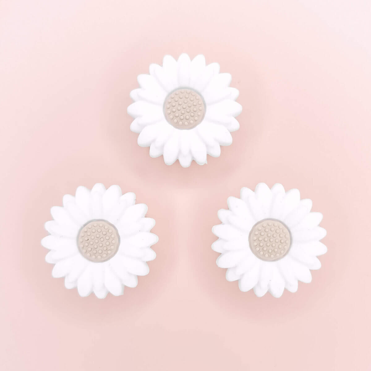 Silicone Bead Flower White Daisy 30 mm Wholesale Pacifier Cord