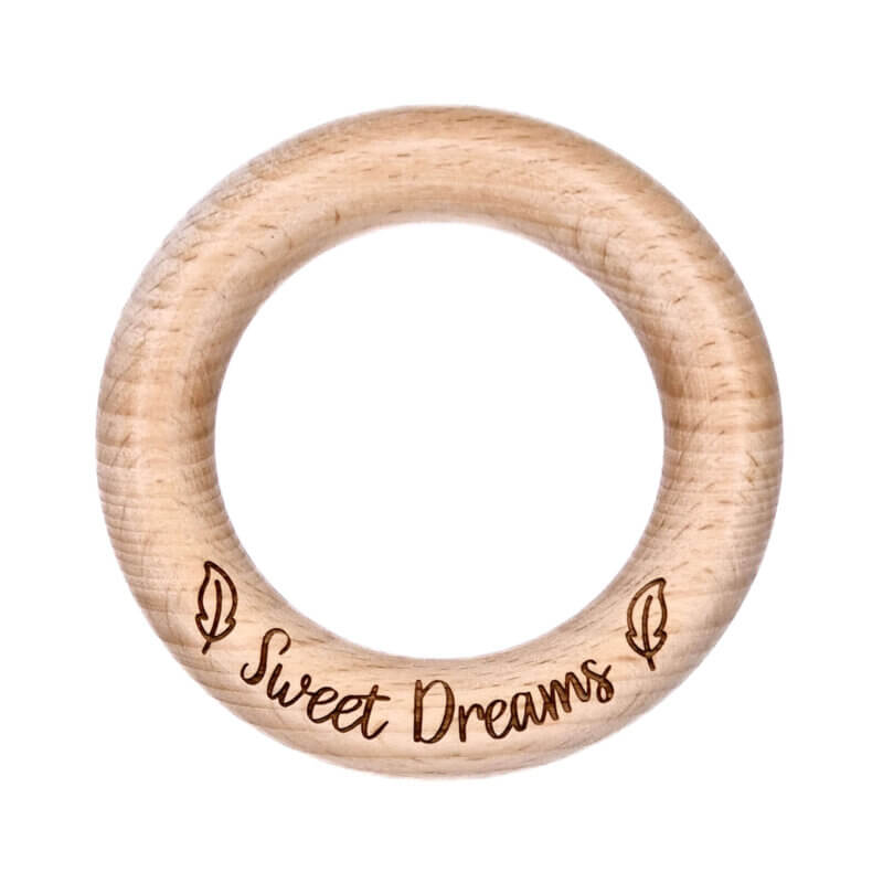 Houten ring gegraveerd met tekst baby hobbelpaardje sweet dreams bijtring speenkoord muziekdoosje 7 cm