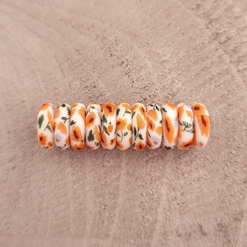 Deze hangertjes zijn leuk voor aan tassen of sleutelbossen, jassen zipper u kunt het zo gek niet verzinnen ;) Jootjes Haakcadeautjes
