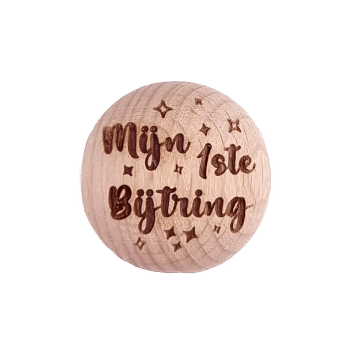 <ul> <li>Houten kralen 20 mm gegraveerd met afbeelding Mijn 1e Bijtring</li> <li>Gat van boven naar beneden</li> <li>Hoge kwaliteit baby veilig beukenhout</li> <li>Veilig volgens EN-71 en vrij van formaldehyde</li> </ul> Jootjes Haakcadeautjes
