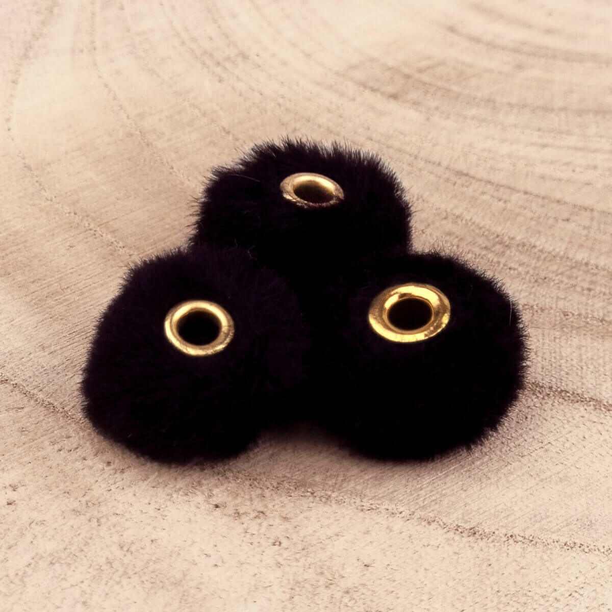 Pompon Perlen Schwarz Schlüsselanhänger Schmuck Schmuckherstellung Perlenstift Glückspuppe