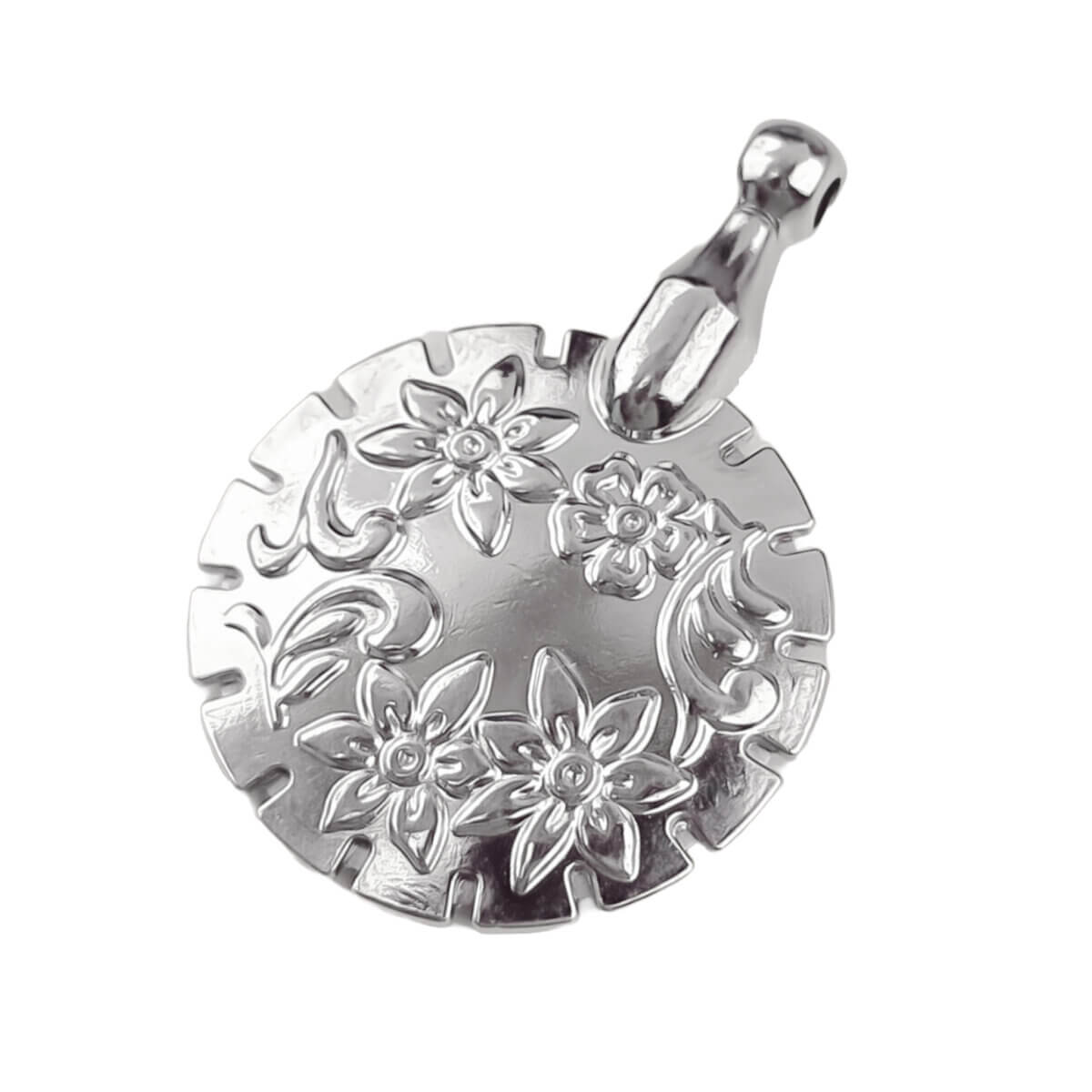 <h3>Coupe-fil Argent</h3>
Coupe-fil argenté Élégant et fonctionnel.
Pratique également dans l'avion, il peut être placé dans le bagage à main, contrairement aux ciseaux.
Il se porte délicatement en médaillon ou en pendentif autour du cou.
Sans cordon ! Jootjes Haakcadeautjes