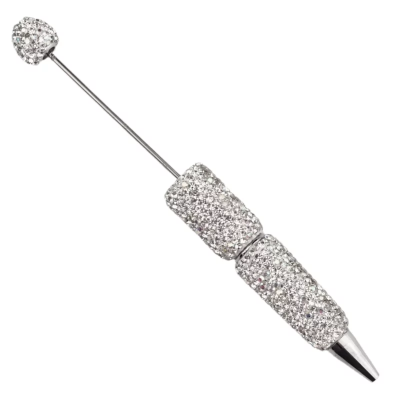 Dit setje bevat alle benodigdheden voor het kunnen maken van een zelfgemaakte Kralen pen Sparkle Kerst Prinses - Zilver van siliconen kralen. Jootjes Haakcadeautjes