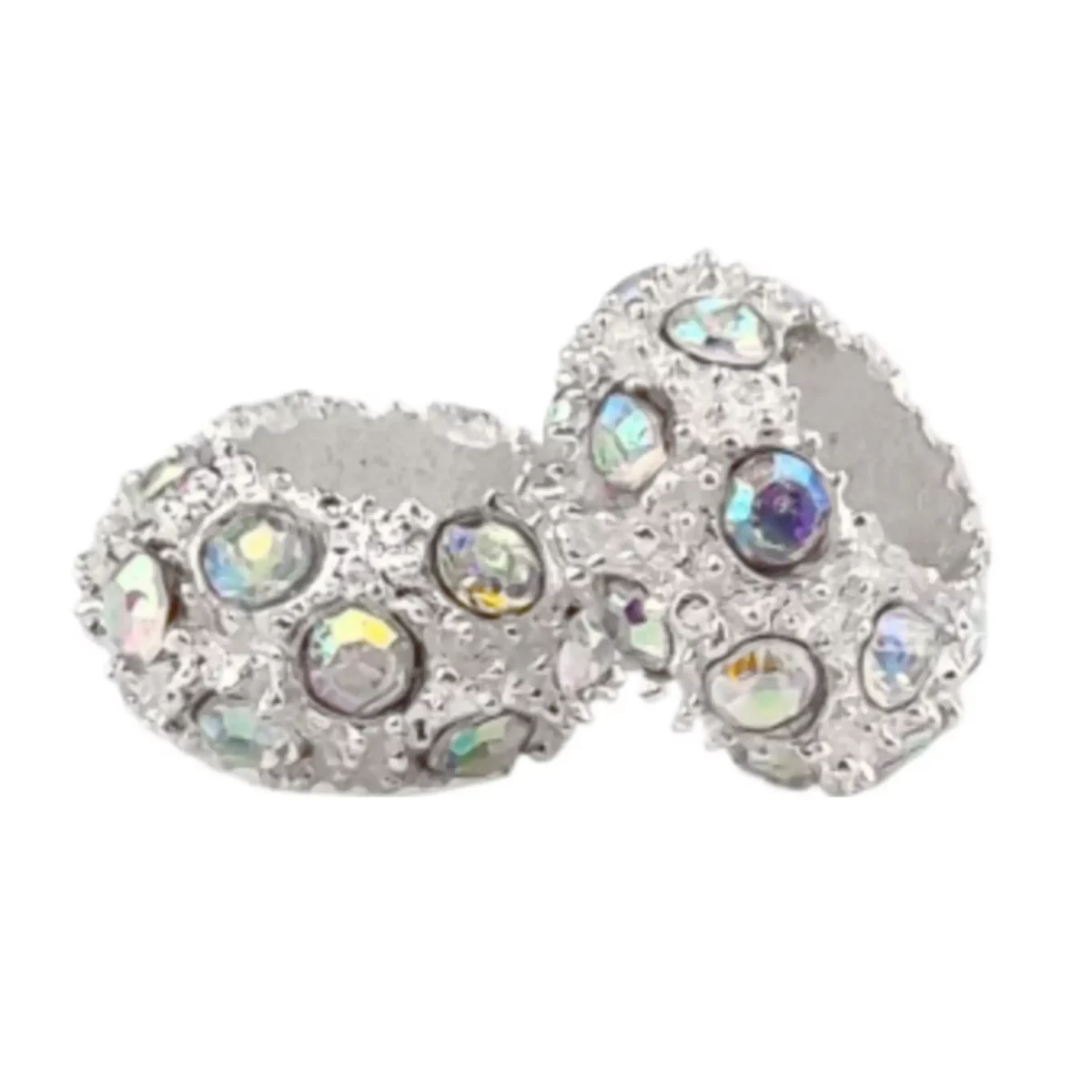 Materiaal: Tussenschijfje Sparkle Donut - Wit Parelmoer Kleur: Zilver / Wit Parelmoer Leuk om te verwerken tussen de kralen in. Jootjes Haakcadeautjes