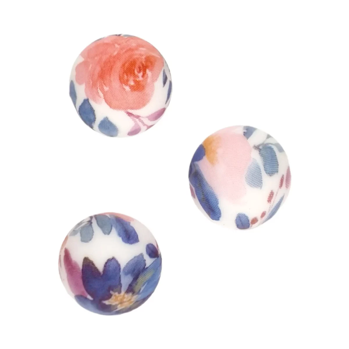 Formaat: 12 mm Kleur: Aquarel Print Materiaal: Volgens EN-71 veilig getest siliconen. BPA-vrij, Ftalaat-vrij, PVC-vrij en vrij van alle overige schadelijke chemische stoffen zoals getest middels EN-71. Hierdoor geschikt voor speenkoorden en CE-gecertificeerd eindproduct zoals een bijtring.   Jootjes Haakcadeautjes