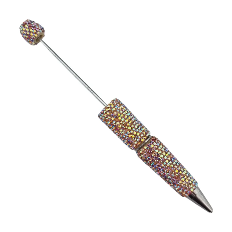 Dit setje bevat alle benodigdheden voor het kunnen maken van een zelfgemaakte Kralen pen Pearl Pawsitive van siliconen kralen. Jootjes Haakcadeautjes