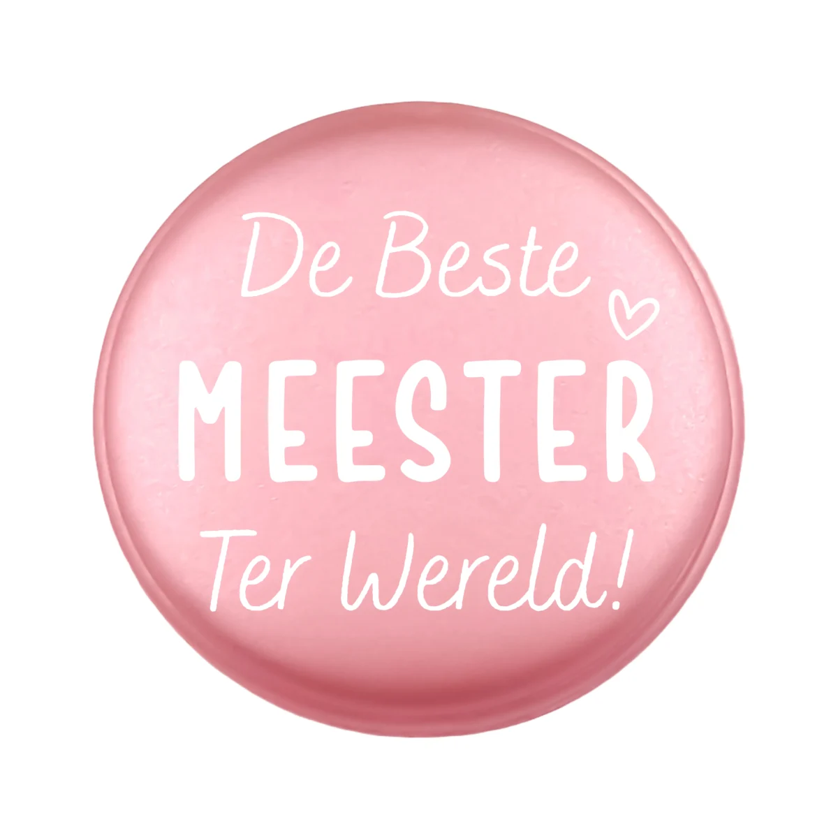 <ul> <li>Gravering: De Beste Meester Ter Wereld</li> <li>Wensmuntje van 30 mm - Uniek Design! - Design geregistreerd</li> <li>Speciale Custom made siliconen kralen</li> <li>Deze kralen worden gemaakt met een speciale unieke productietechniek!</li> <li>Meerdere Nugget kleuren te kiezen.</li> <li>Gat van boven naar beneden</li> <li>Hoge kwaliteit baby veilig siliconen</li> <li>Veilig volgens EN-71 chemische testen!</li> </ul> Perfect voor het gebruik op onze wijnstoppers, sleutelhangers, flesopeners, jashangers, notitieboekjes en meer. Jootjes Haakcadeautjes