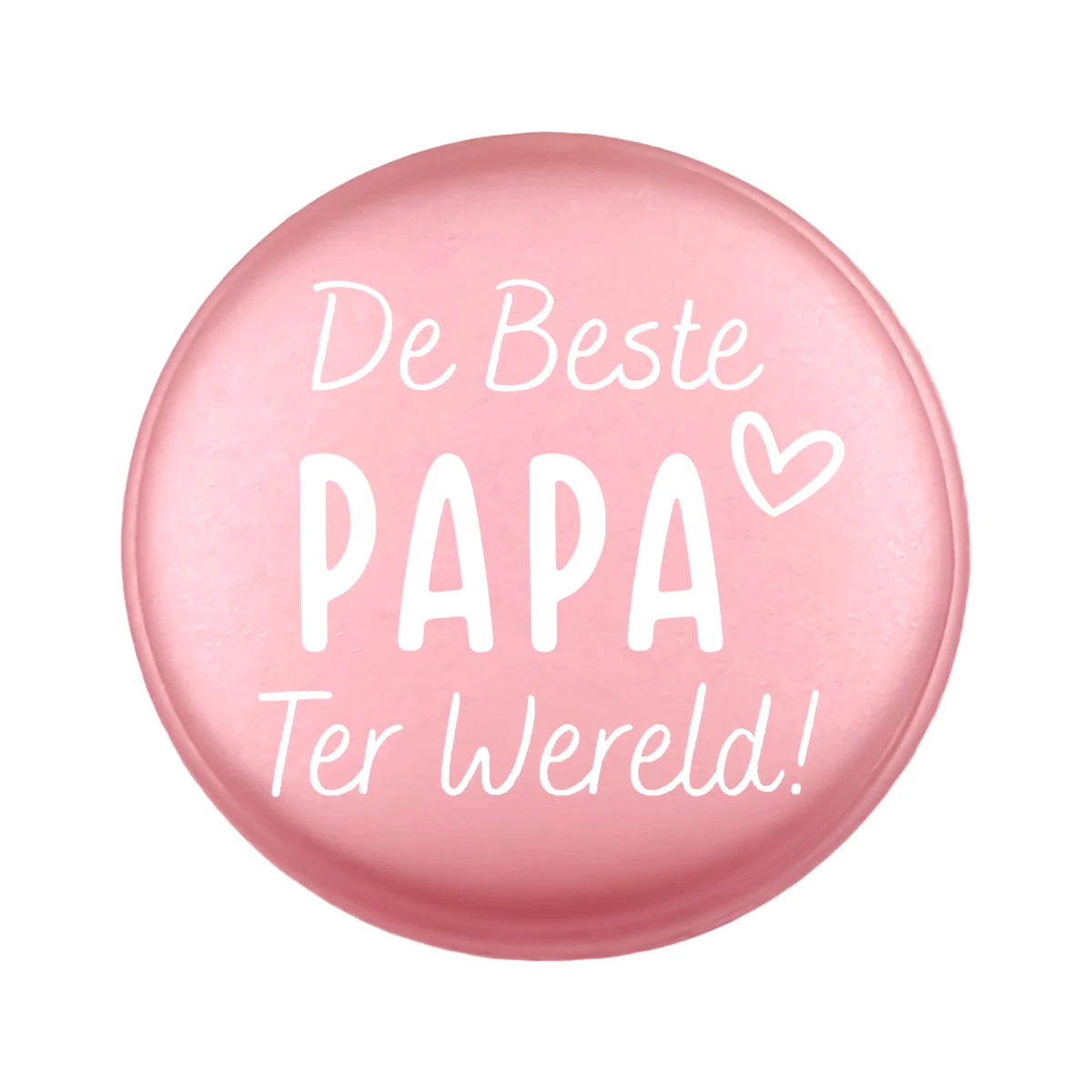 <ul> <li>Gravering: De Beste Papa Ter Wereld</li> <li>Wensmuntje van 30 mm - Uniek Design! - Design geregistreerd</li> <li>Speciale Custom made siliconen kralen</li> <li>Deze kralen worden gemaakt met een speciale unieke productietechniek!</li> <li>Meerdere Nugget kleuren te kiezen.</li> <li>Gat van boven naar beneden</li> <li>Hoge kwaliteit baby veilig siliconen</li> <li>Veilig volgens EN-71 chemische testen!</li> </ul> Perfect voor het gebruik op onze wijnstoppers, sleutelhangers, flesopeners, jashangers, notitieboekjes en meer. Jootjes Haakcadeautjes